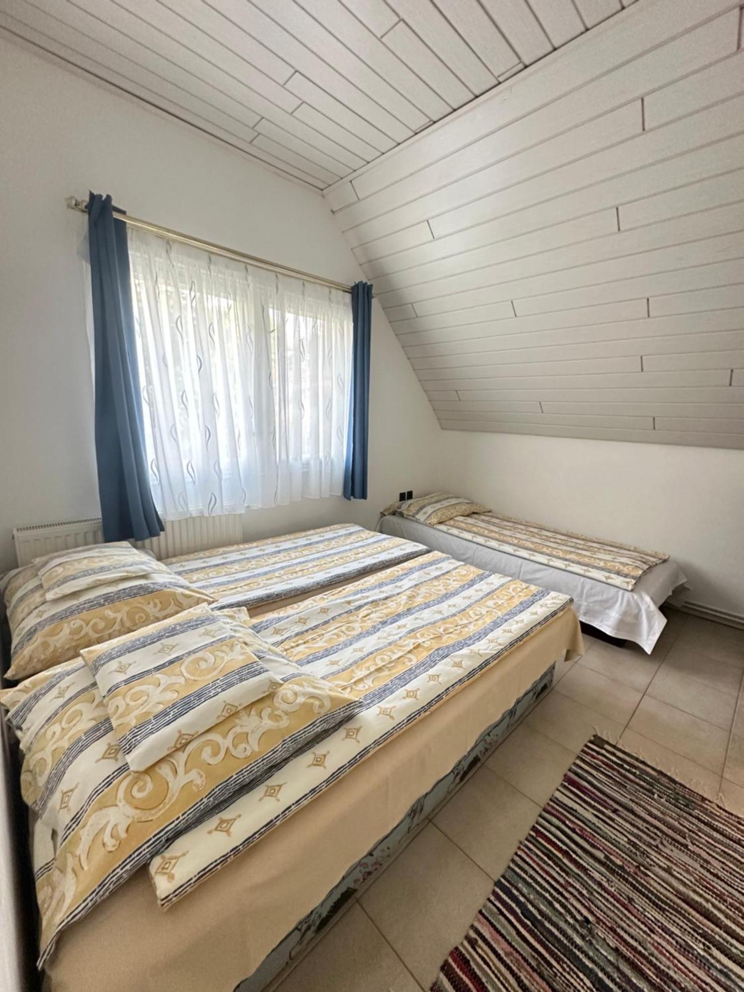 Rita Balatonszeplak Apartmán *