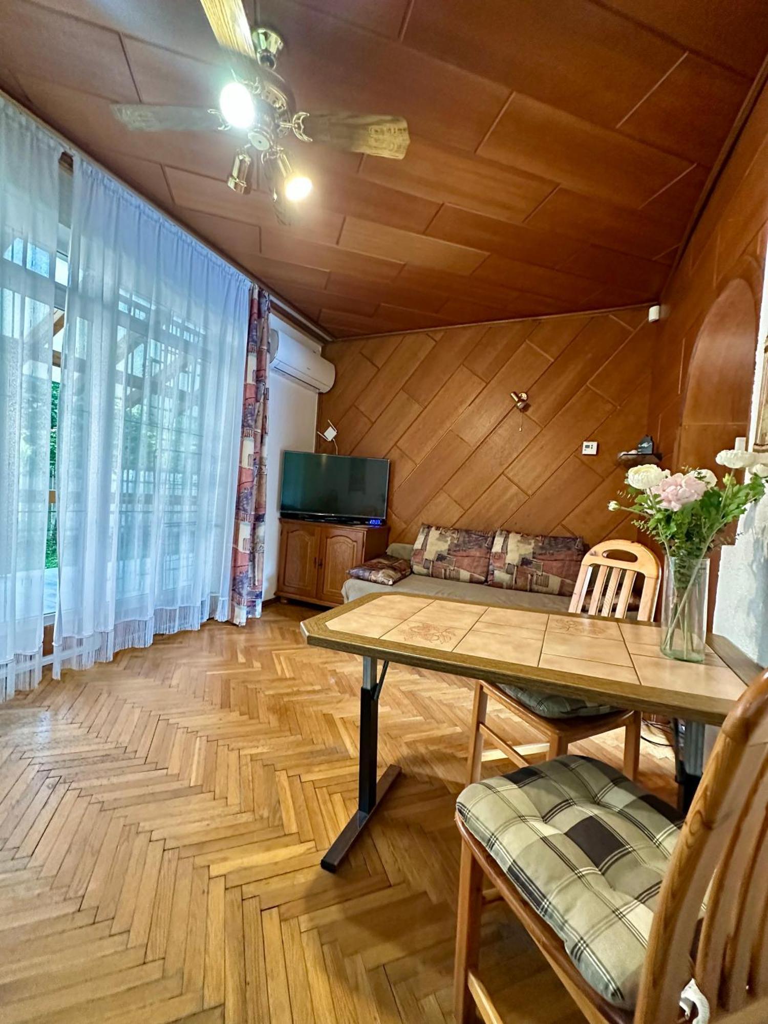 Rita Balatonszeplak Apartmán *
